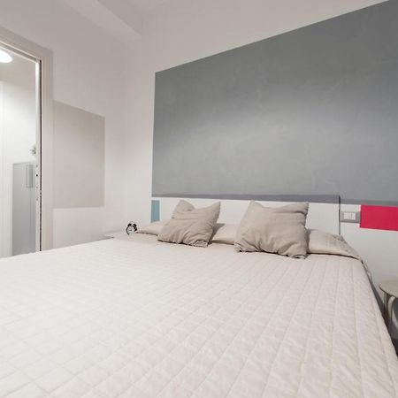 Babyaccommodation Family Sea & Box Pietra Ligure Bagian luar foto